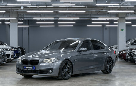 BMW 5 серия, 2014 год, 1 800 000 рублей, 3 фотография