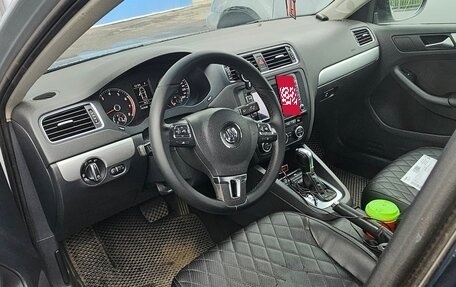 Volkswagen Jetta VI, 2013 год, 1 050 000 рублей, 7 фотография