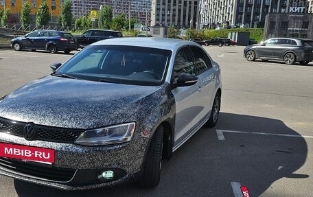 Volkswagen Jetta VI, 2013 год, 1 050 000 рублей, 4 фотография