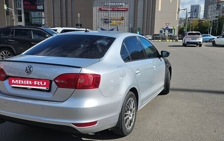 Volkswagen Jetta VI, 2013 год, 1 050 000 рублей, 11 фотография