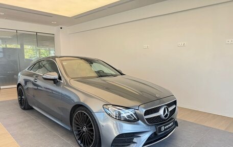 Mercedes-Benz E-Класс, 2018 год, 4 400 000 рублей, 3 фотография