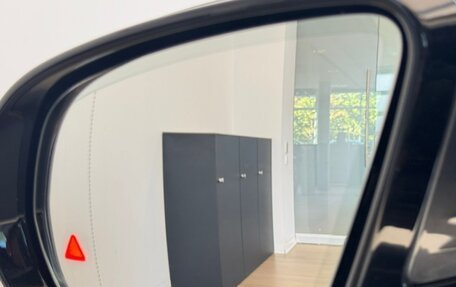 Mercedes-Benz E-Класс, 2018 год, 4 400 000 рублей, 15 фотография