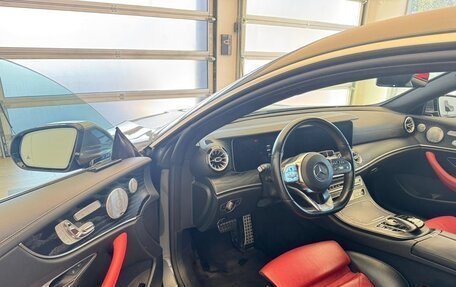 Mercedes-Benz E-Класс, 2018 год, 4 400 000 рублей, 14 фотография