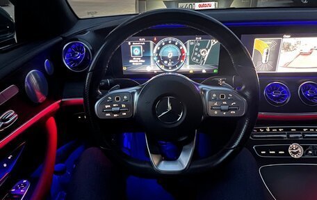 Mercedes-Benz E-Класс, 2018 год, 4 400 000 рублей, 23 фотография