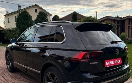 Volkswagen Tiguan II, 2017 год, 2 900 000 рублей, 3 фотография