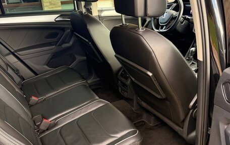 Volkswagen Tiguan II, 2017 год, 2 900 000 рублей, 9 фотография