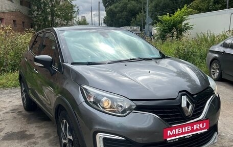 Renault Kaptur I рестайлинг, 2018 год, 1 200 000 рублей, 3 фотография
