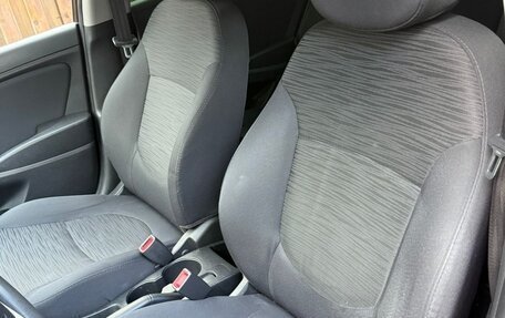 Hyundai Solaris II рестайлинг, 2015 год, 670 000 рублей, 7 фотография