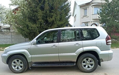 Toyota Land Cruiser Prado 120 рестайлинг, 2003 год, 1 350 000 рублей, 3 фотография