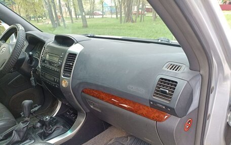 Toyota Land Cruiser Prado 120 рестайлинг, 2003 год, 1 350 000 рублей, 6 фотография