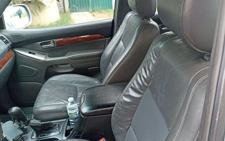 Toyota Land Cruiser Prado 120 рестайлинг, 2003 год, 1 350 000 рублей, 7 фотография
