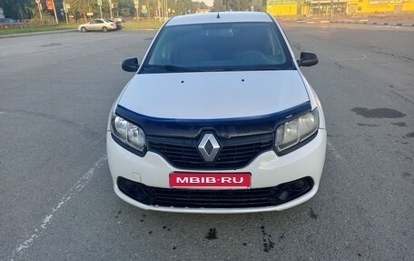 Renault Logan II, 2018 год, 360 000 рублей, 1 фотография