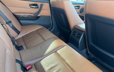 BMW 3 серия, 2010 год, 1 750 000 рублей, 13 фотография