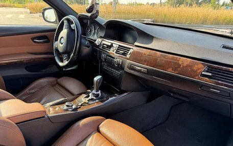 BMW 3 серия, 2010 год, 1 750 000 рублей, 14 фотография