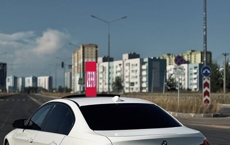 BMW 3 серия, 2010 год, 1 750 000 рублей, 7 фотография