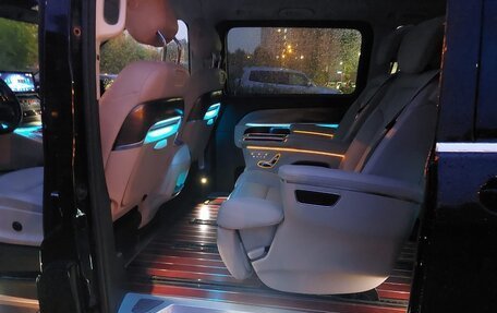 Mercedes-Benz V-Класс, 2021 год, 9 375 000 рублей, 15 фотография