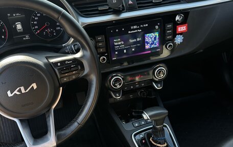 KIA Rio IV, 2021 год, 1 750 000 рублей, 13 фотография