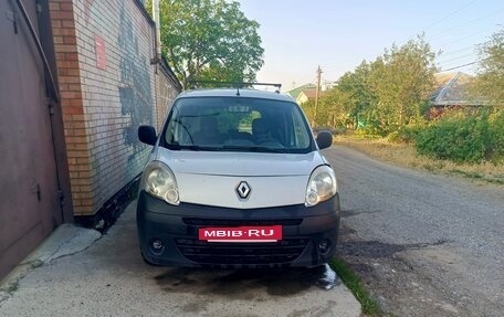 Renault Kangoo II рестайлинг, 2009 год, 700 000 рублей, 4 фотография