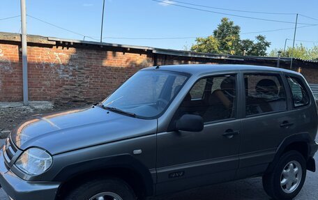 Chevrolet Niva I рестайлинг, 2004 год, 375 000 рублей, 13 фотография