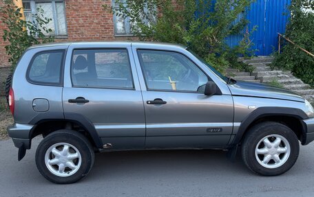Chevrolet Niva I рестайлинг, 2004 год, 375 000 рублей, 18 фотография