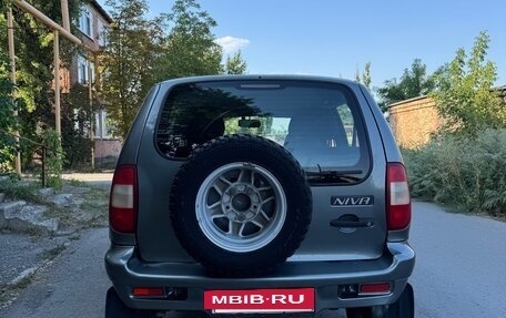 Chevrolet Niva I рестайлинг, 2004 год, 375 000 рублей, 15 фотография