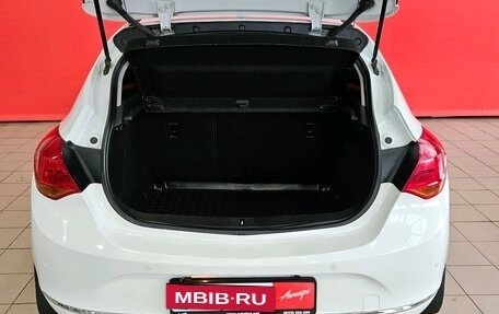 Opel Astra J, 2015 год, 1 049 000 рублей, 17 фотография