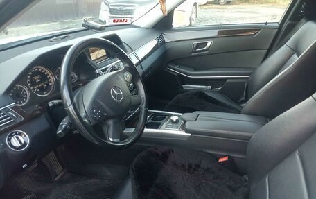 Mercedes-Benz E-Класс, 2013 год, 4 350 000 рублей, 8 фотография
