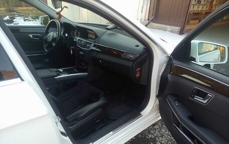 Mercedes-Benz E-Класс, 2013 год, 4 350 000 рублей, 6 фотография