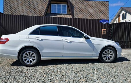 Mercedes-Benz E-Класс, 2013 год, 4 350 000 рублей, 5 фотография