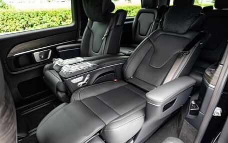 Mercedes-Benz V-Класс, 2025 год, 14 490 000 рублей, 26 фотография