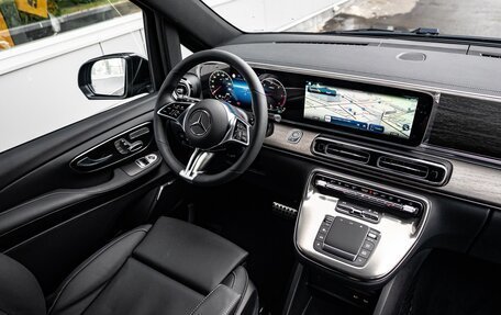 Mercedes-Benz V-Класс, 2025 год, 14 490 000 рублей, 36 фотография