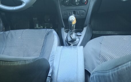 Renault Logan II, 2018 год, 360 000 рублей, 2 фотография
