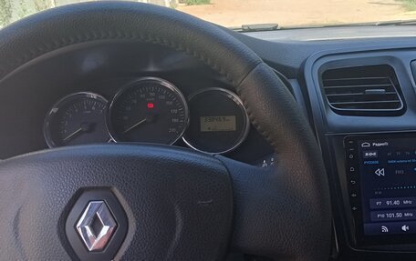Renault Logan II, 2018 год, 360 000 рублей, 9 фотография