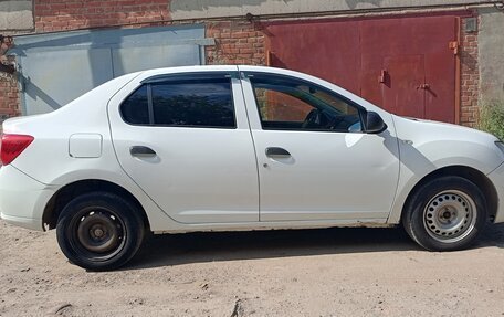 Renault Logan II, 2018 год, 360 000 рублей, 5 фотография