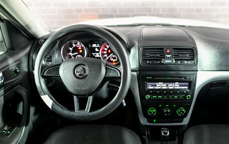 Skoda Yeti I рестайлинг, 2014 год, 1 250 000 рублей, 15 фотография