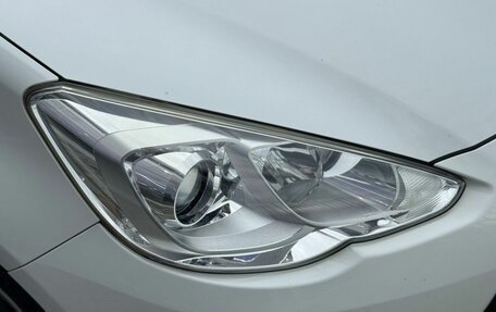Toyota Aqua I, 2015 год, 999 000 рублей, 10 фотография