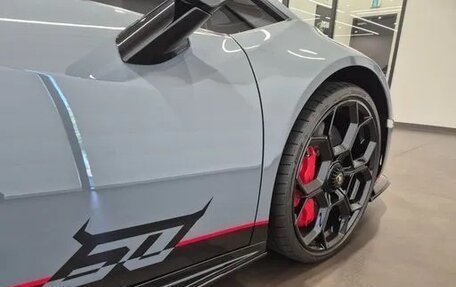 Lamborghini Huracán, 2024 год, 49 280 000 рублей, 14 фотография