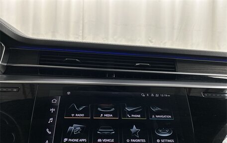 Audi A8, 2022 год, 6 436 149 рублей, 17 фотография