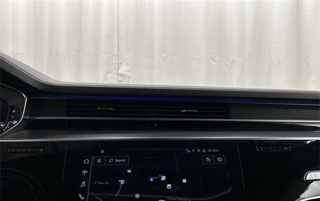 Audi A8, 2022 год, 6 436 149 рублей, 19 фотография