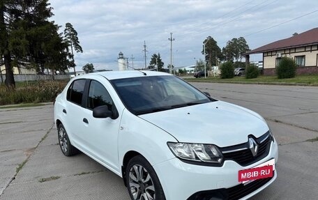 Renault Logan II, 2015 год, 500 000 рублей, 3 фотография
