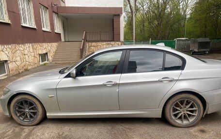 BMW 3 серия, 2011 год, 1 100 000 рублей, 7 фотография