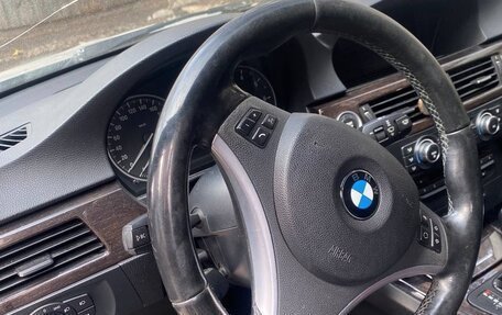 BMW 3 серия, 2011 год, 1 100 000 рублей, 2 фотография