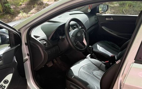 Hyundai Solaris II рестайлинг, 2015 год, 1 150 000 рублей, 9 фотография