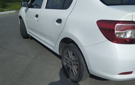 Renault Logan II, 2019 год, 625 000 рублей, 3 фотография