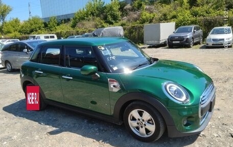 MINI Hatch, 2020 год, 2 150 000 рублей, 5 фотография