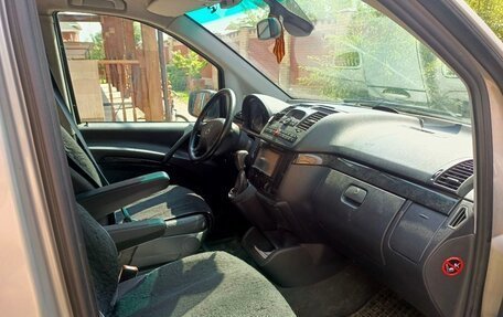 Mercedes-Benz Viano, 2010 год, 1 750 000 рублей, 8 фотография