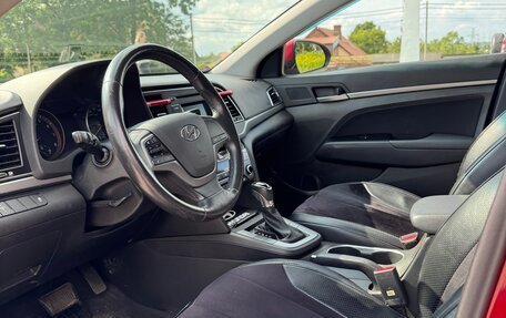 Hyundai Elantra VI рестайлинг, 2017 год, 2 000 000 рублей, 5 фотография