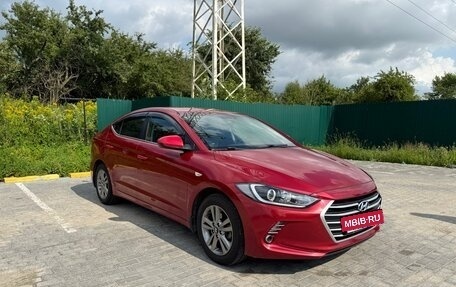 Hyundai Elantra VI рестайлинг, 2017 год, 2 000 000 рублей, 3 фотография