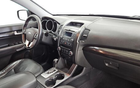 KIA Sorento II рестайлинг, 2009 год, 1 030 000 рублей, 13 фотография