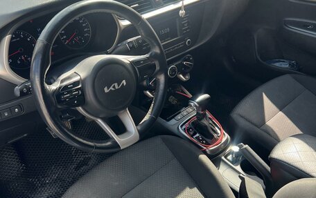 KIA Rio IV, 2022 год, 1 640 000 рублей, 12 фотография